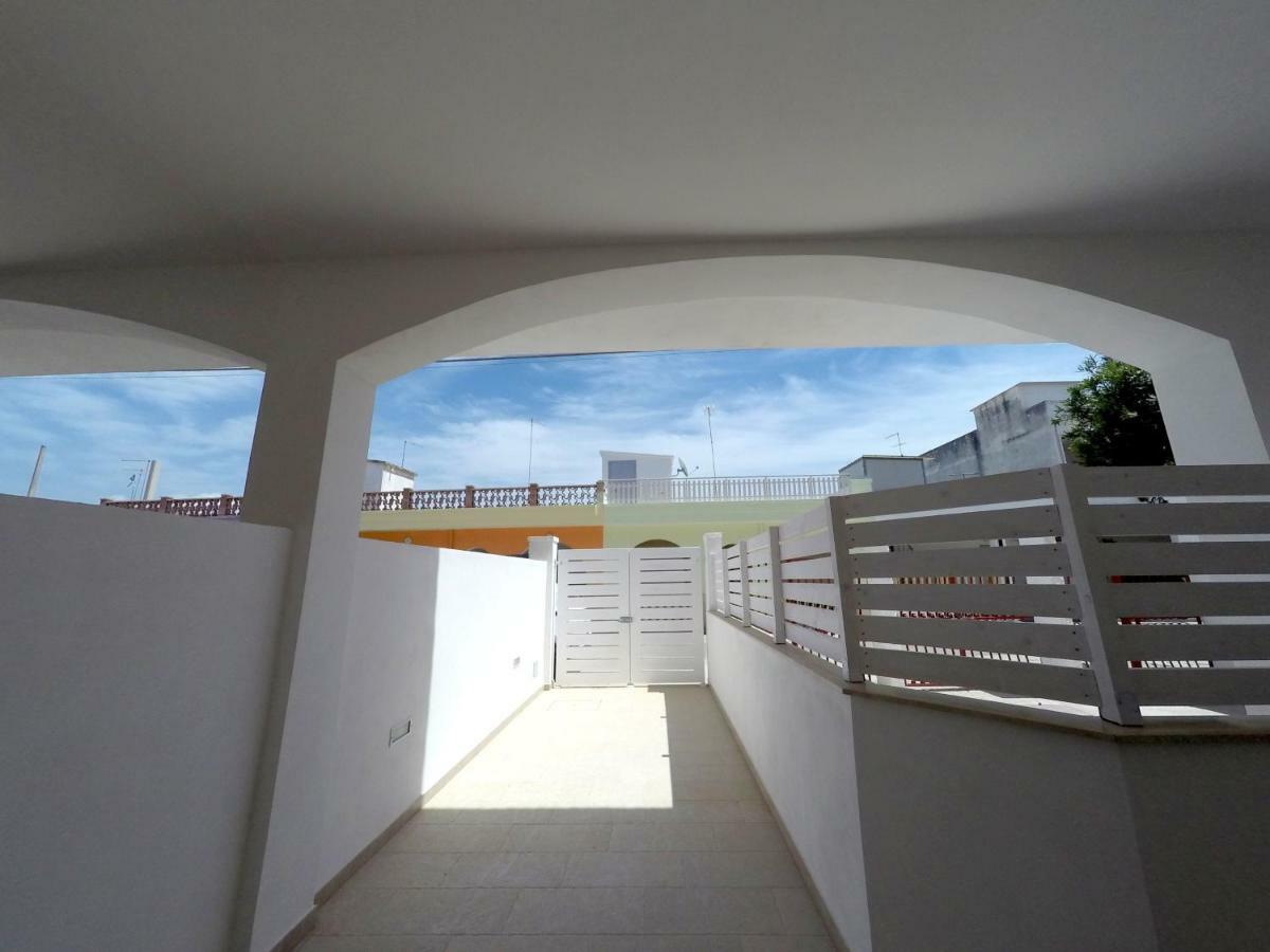 Casa Vacanze Coralloholiday Hotel Torre Lapillo Exterior photo