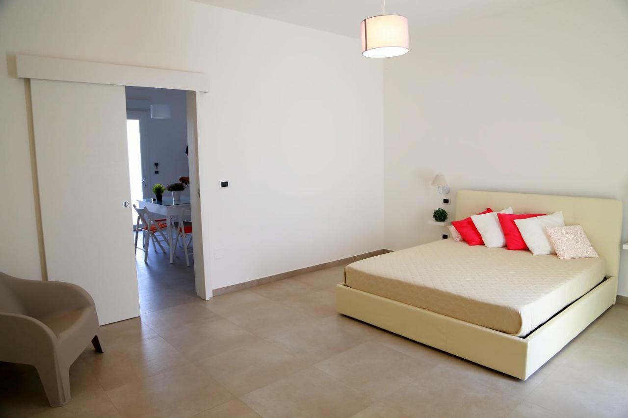 Casa Vacanze Coralloholiday Hotel Torre Lapillo Exterior photo